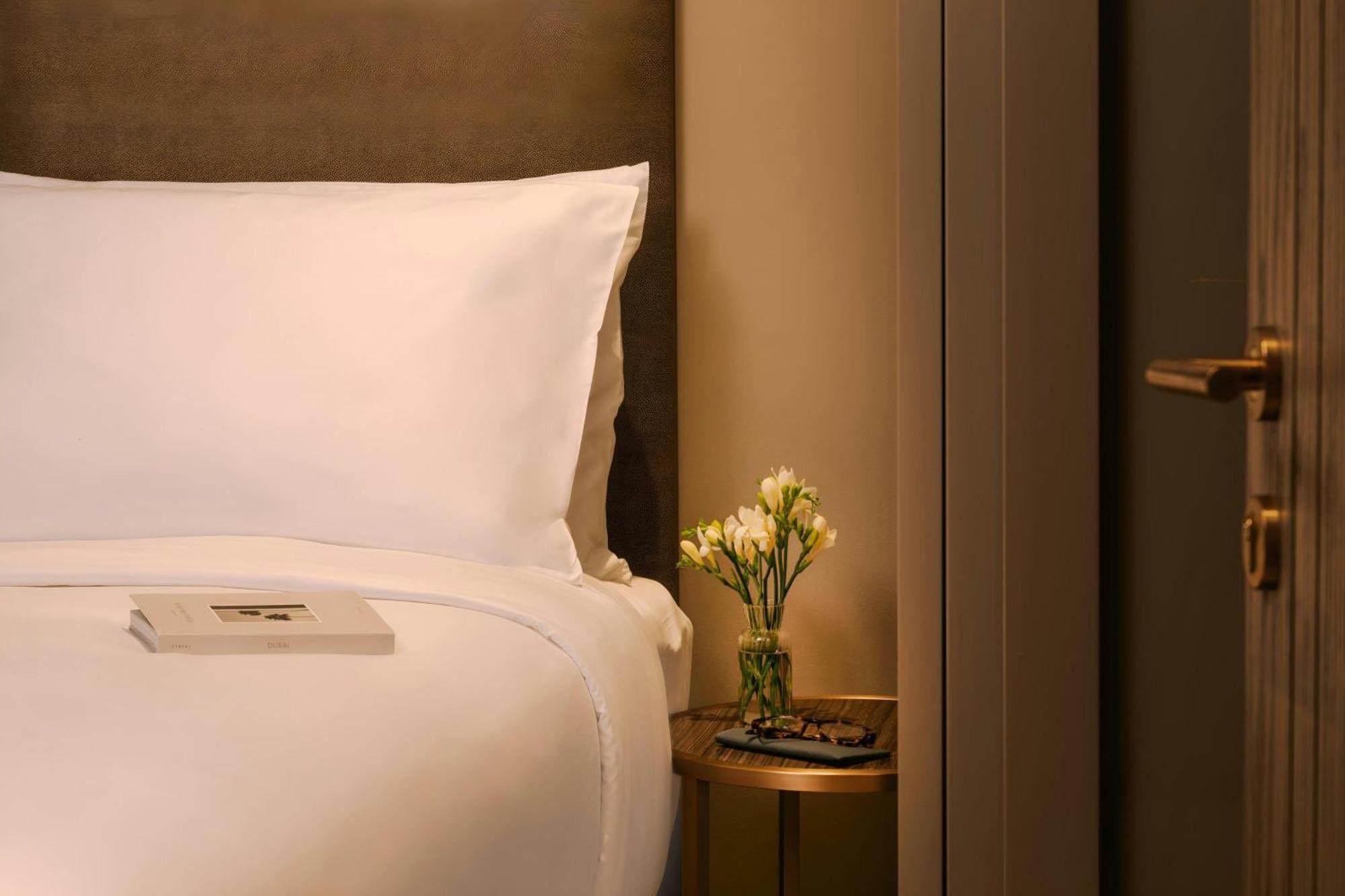 Sonder By Marriott Bonvoy Business Bay Apartments Dubai Exterior photo